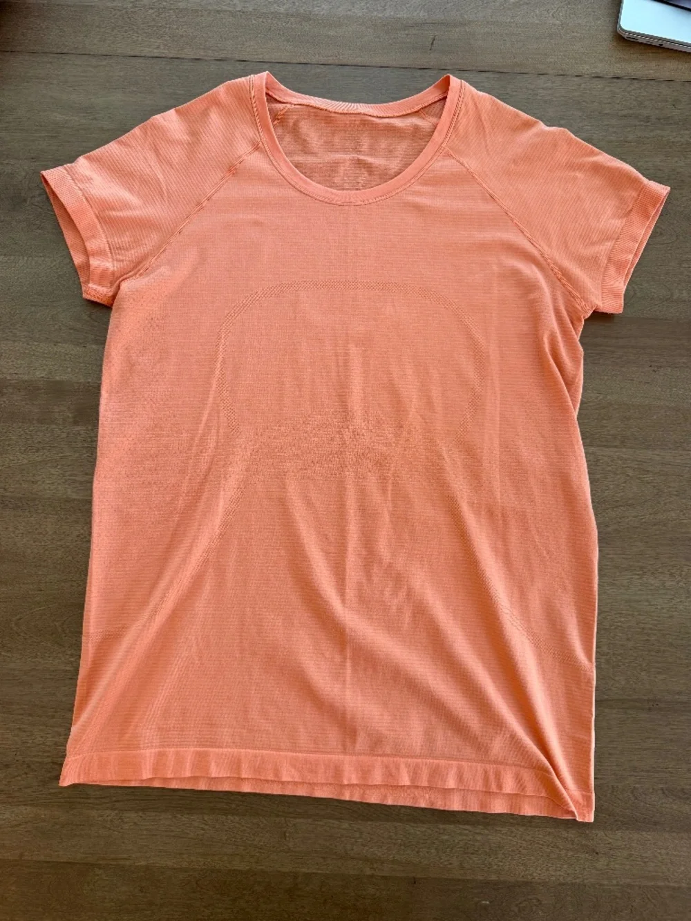 Lululemon Swiftly Tech Short-Sleeve Shirt 2.0 *Hip Length*
